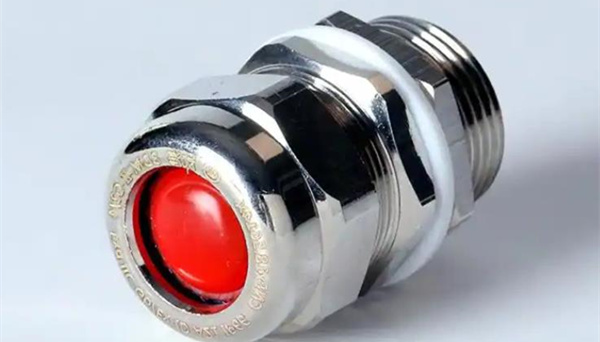 防水接頭和防水接線盒需要如何配合？幾步就學(xué)會！ 圖1